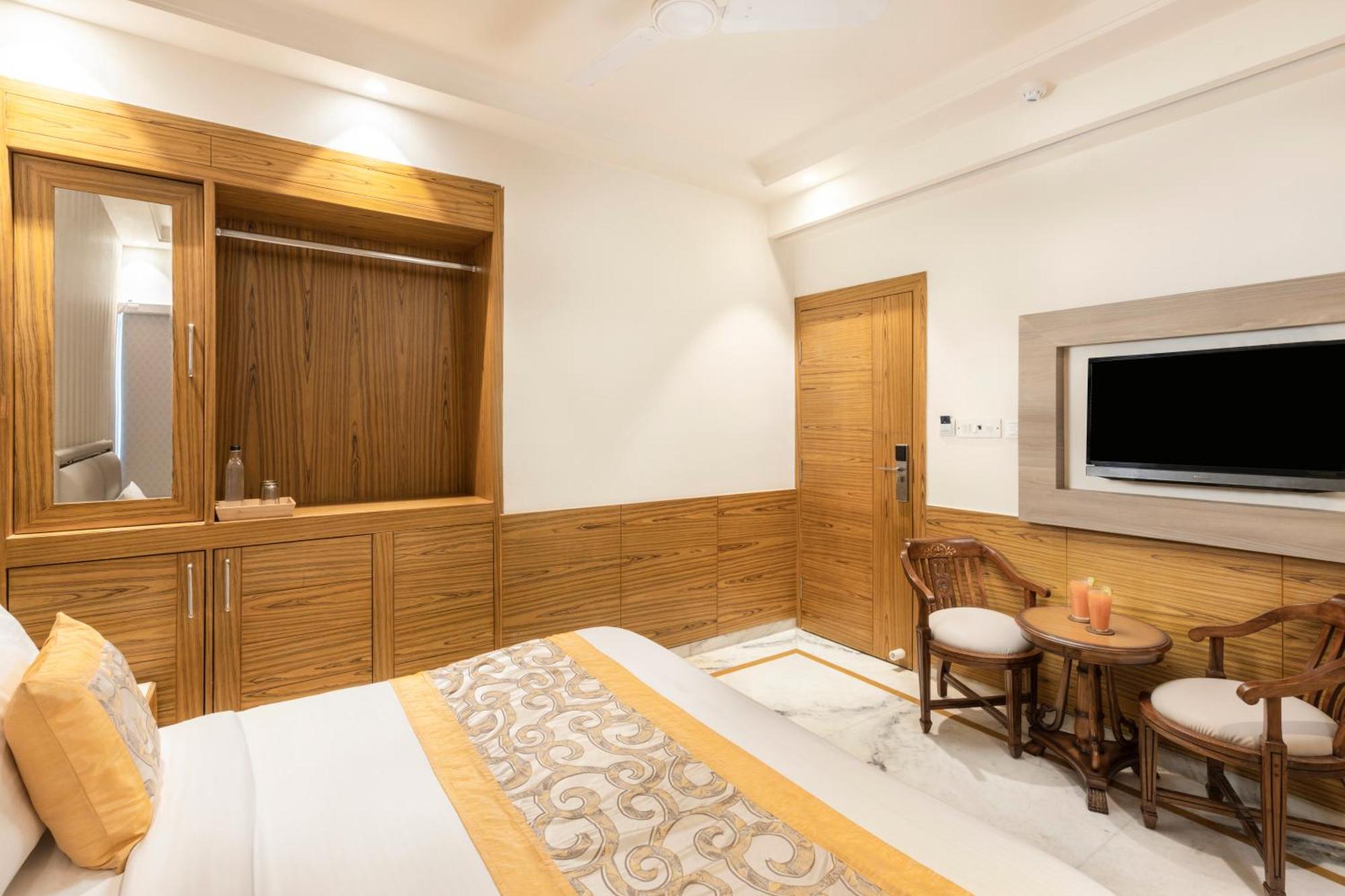 Hotel Aero Star By Star Group New Delhi