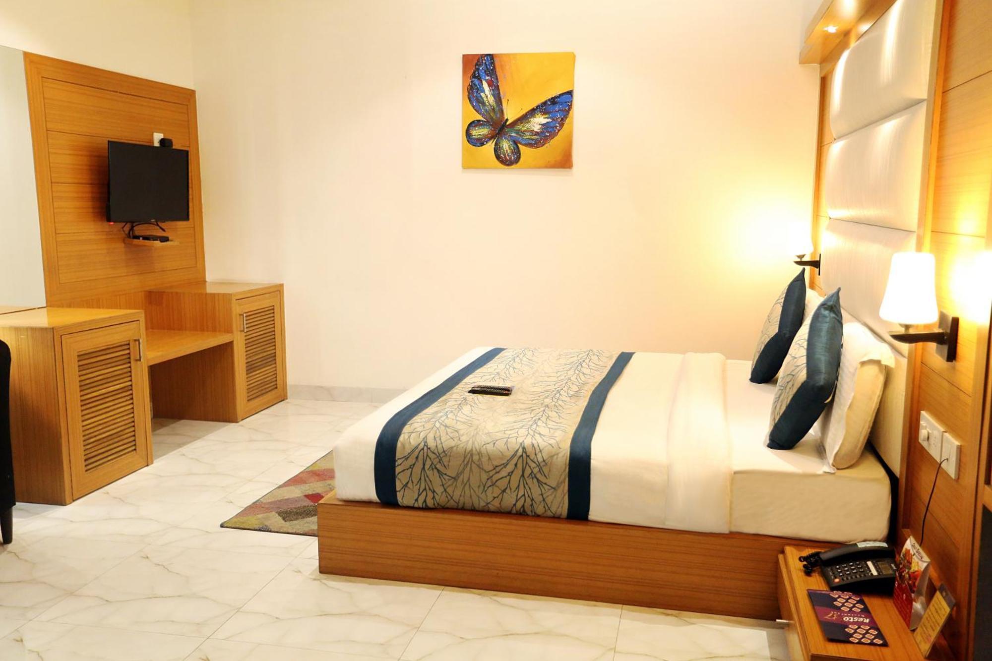 Aero Star By Star Group 3* New Delhi